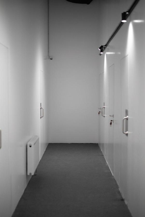Capsule Hotel Constellation 91 Lviv Buitenkant foto